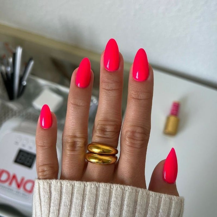 DND Diva #229 Juice Cowgirl – nail swatch 7