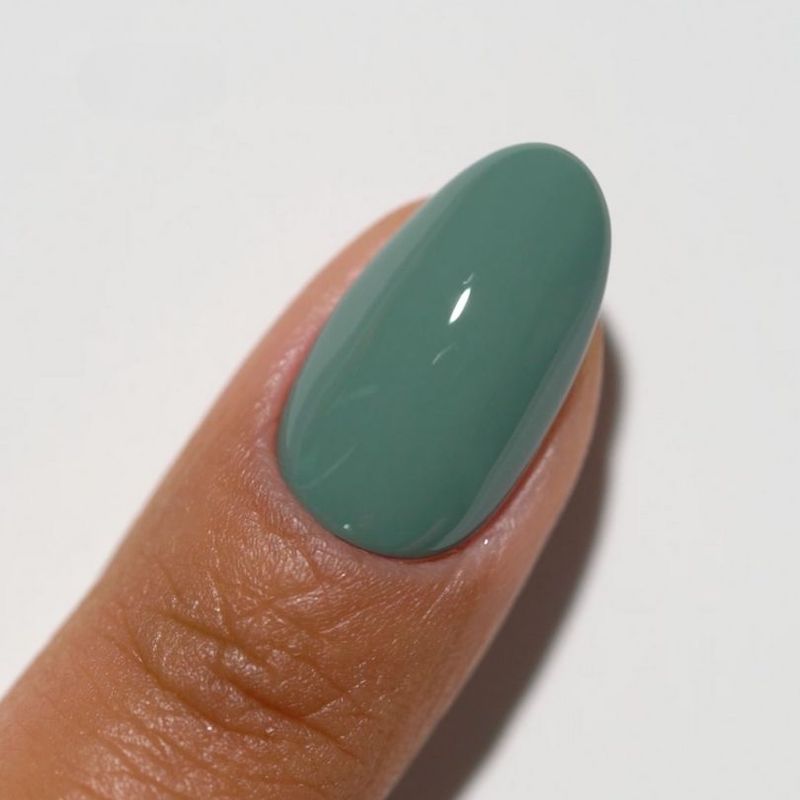 DND Diva #241 Wild Sage – nail swatch