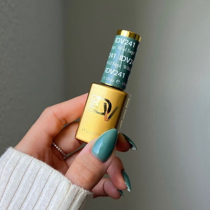 DND Diva #241 Wild Sage – nail swatch 2