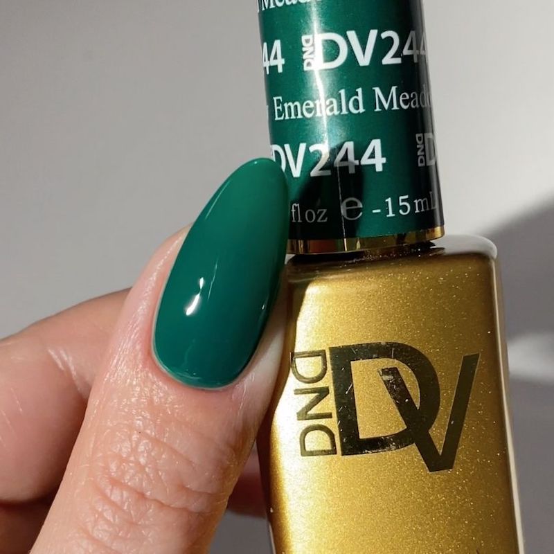 DND Diva #244 Emerald Meadow – nail swatch 9