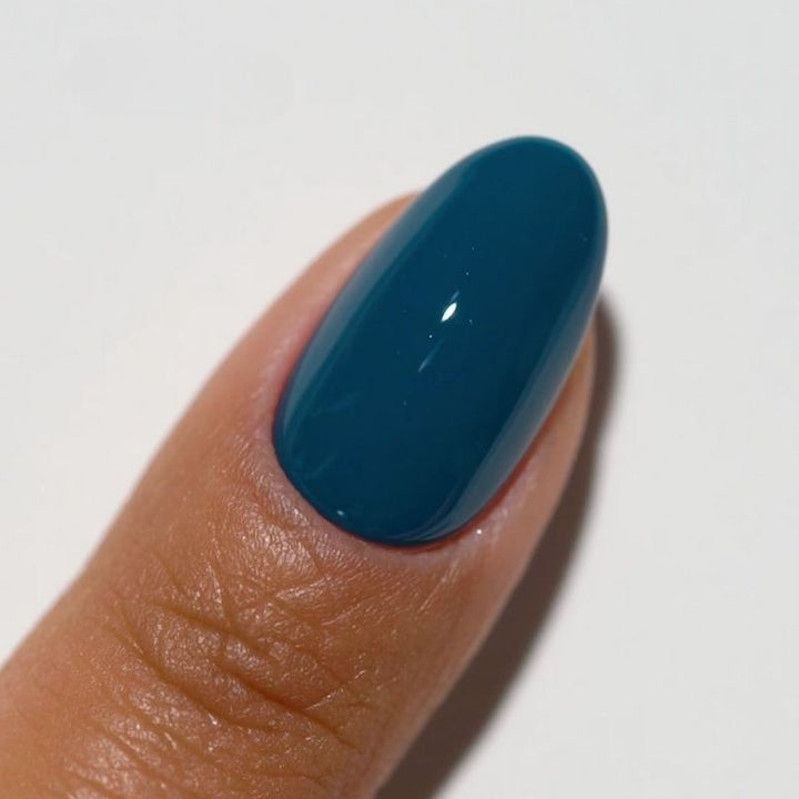 DND Diva #245 Teal Treasures – nail swatch