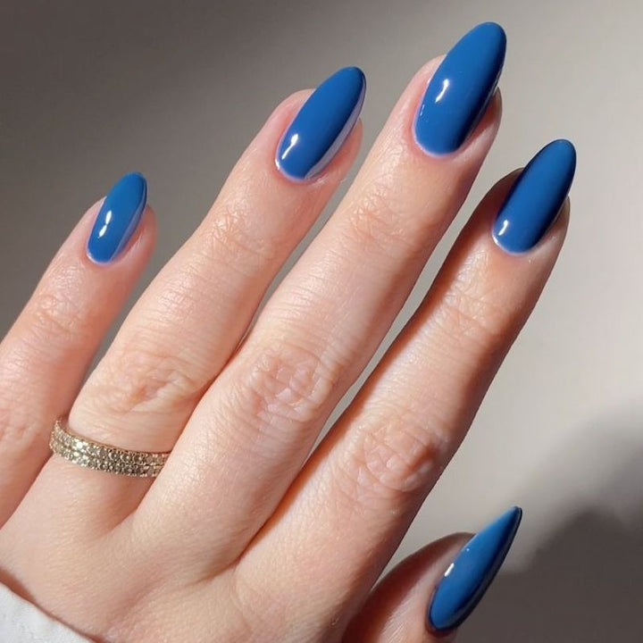 DND Diva #246 Blue Lagoon – nail swatch 7