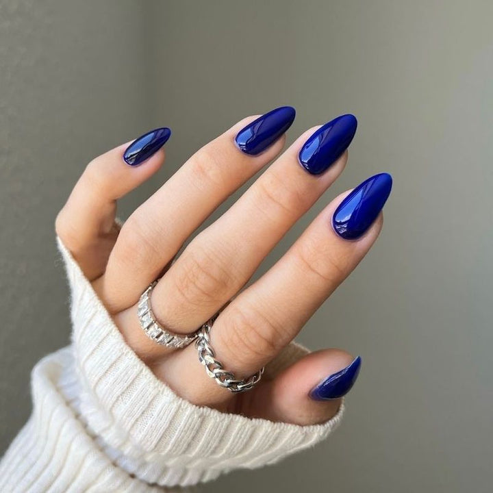 DND Diva #247 Jelly Marine – nail swatch