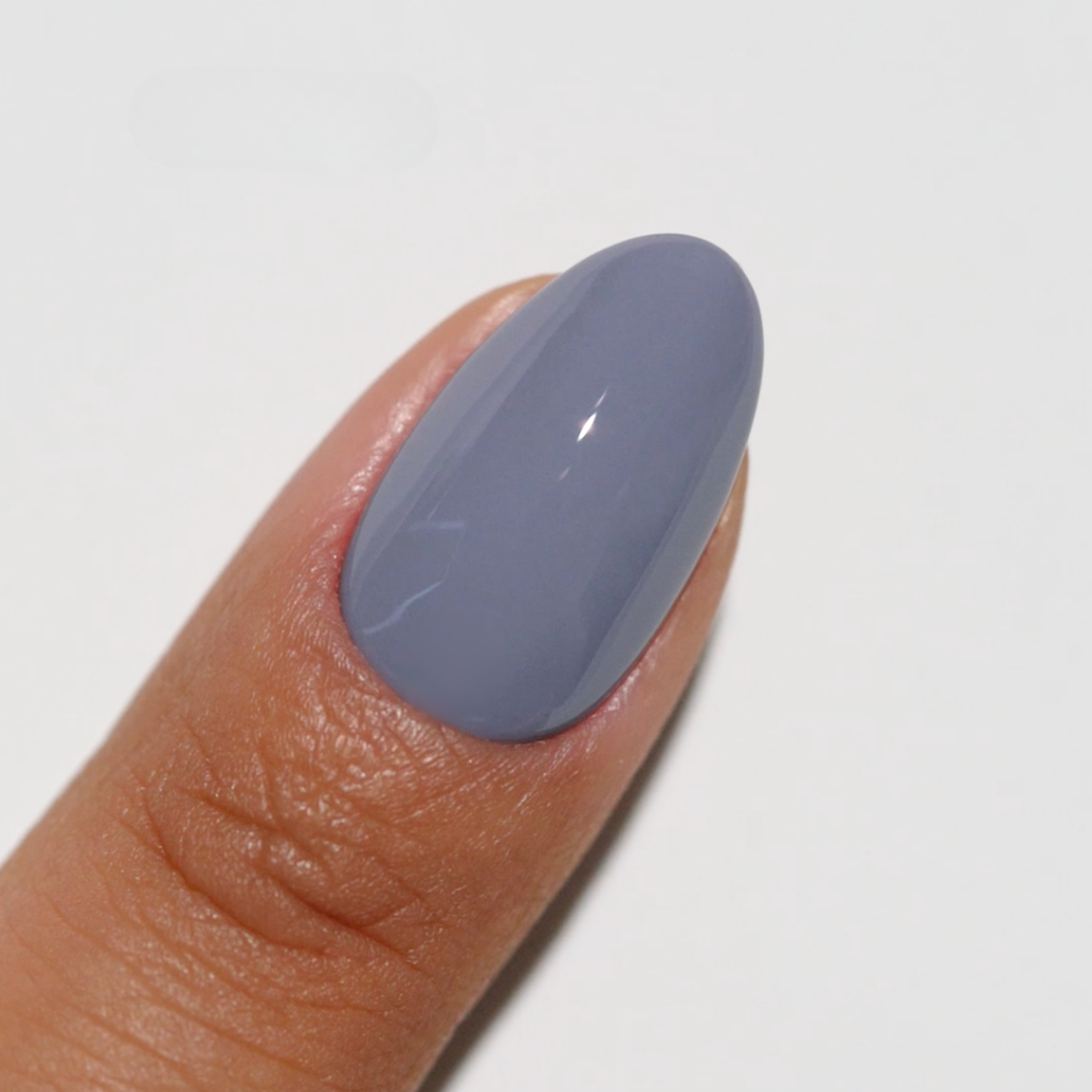 DND Diva #258 Dusk Delight – nail swatch 2