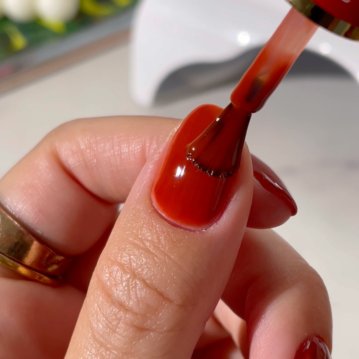 DND Diva #272 Autumn Blaze – nail swatch 3