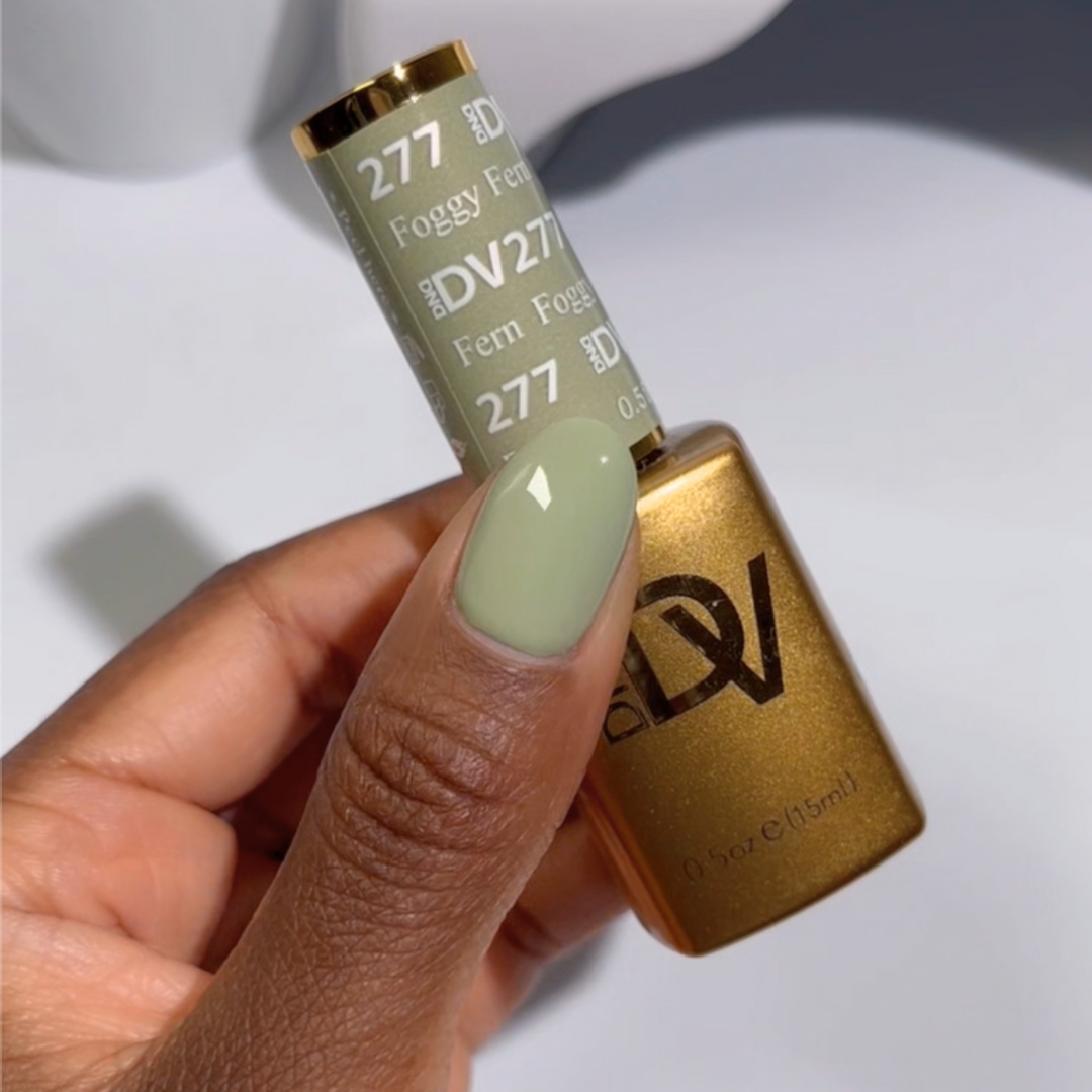 DND Diva #277 Foggy Fern – nail swatch 2