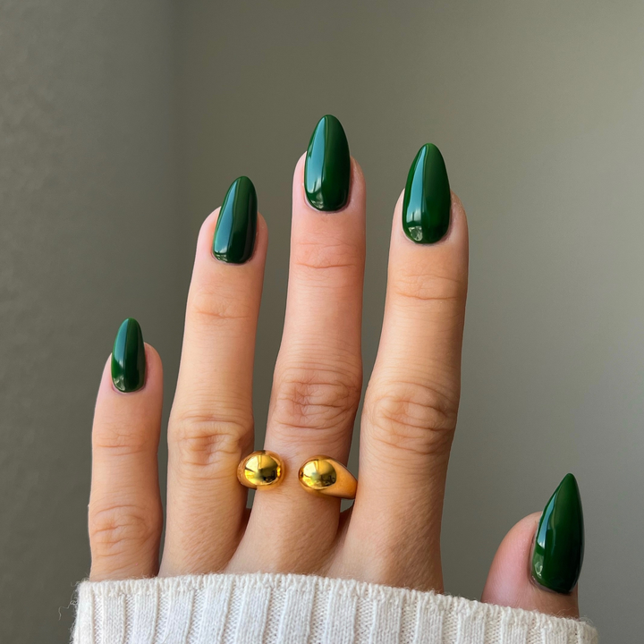 DND Diva #289 Crocodile Tales – nail swatch