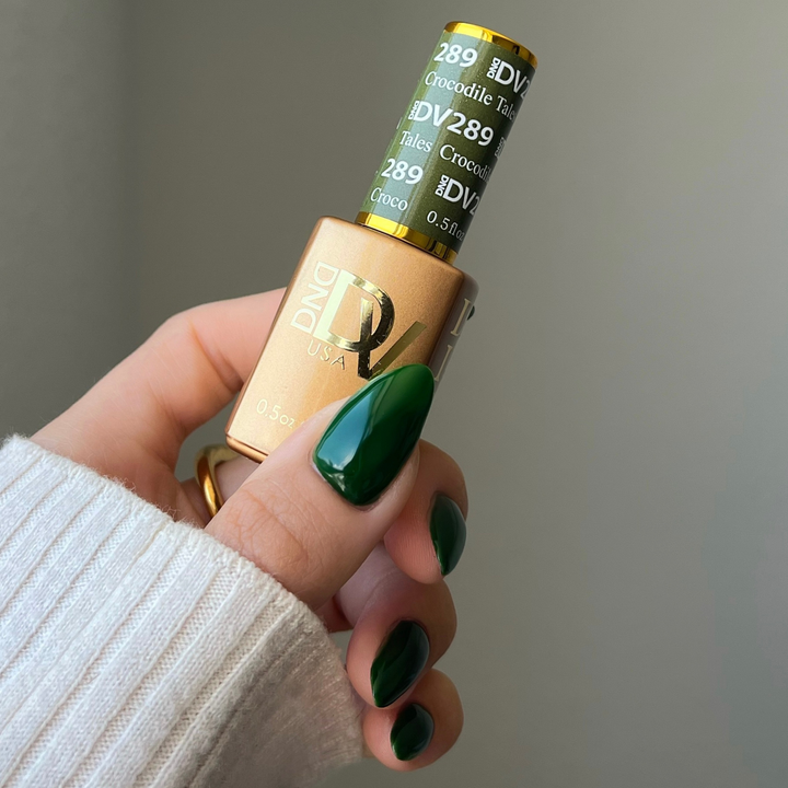 DND Diva #289 Crocodile Tales – nail swatch 2