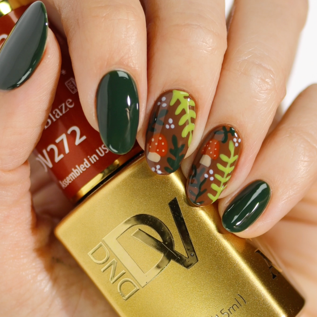 DND Diva #266 Nude Mocha – nail art 3