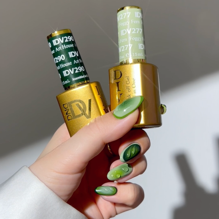 DND Diva #277 Foggy Fern – nail art