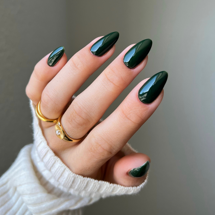 DND Diva #290 Art House – nail swatch 4