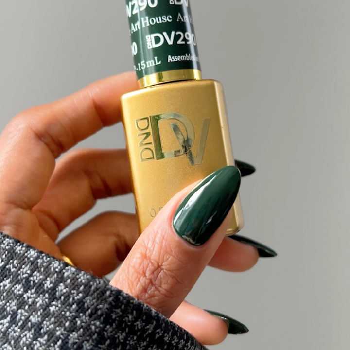 DND Diva #290 Art House – nail swatch 6